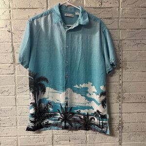Cubavera Hawaiian Resort Havana short sleeve shirt Medium